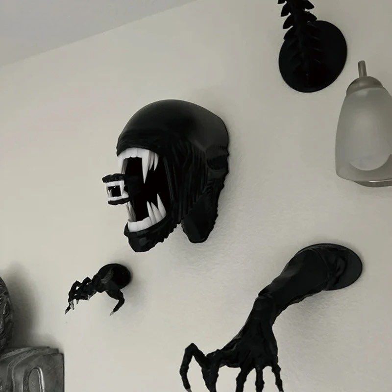 Alien Sculpture Statue